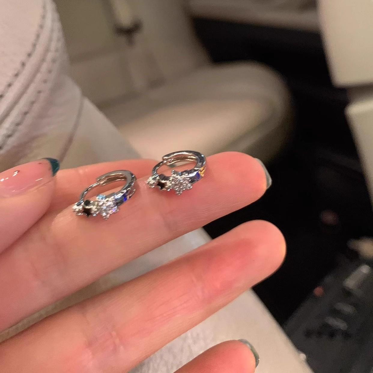 

Micro-inlaid zircon star ear buckles, small and personalized, earrings design earrings for sleeping, earrings for women