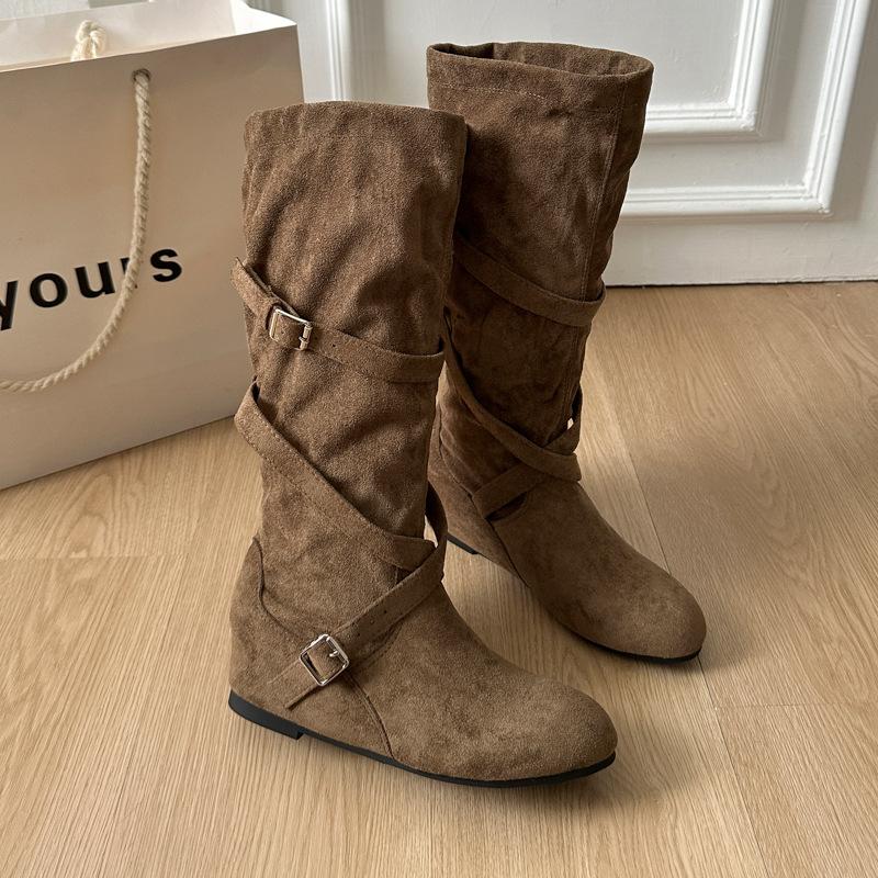 

Европейская станция Женская обувь 25 Осень и зима Мода Пряжка ремня Мягкая подошва Кожа коровы Круглый носок Удобные Рукава На плоской подошве Ботинки челси 40 темно-коричневого