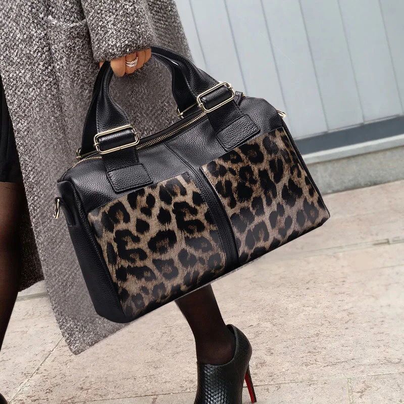 Women's Bag New Trendy and Fashionable Leopard Print Shoulder Bag Versatile Crossbody Handbag Women's Bag