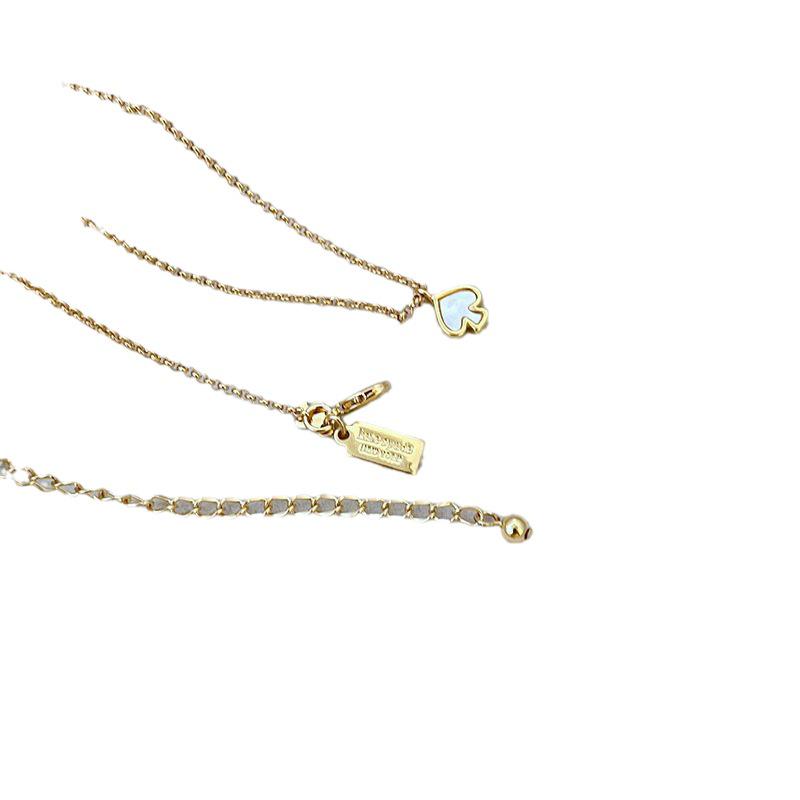 Elegant European & American Shell-Inlaid Spade Metal Necklace