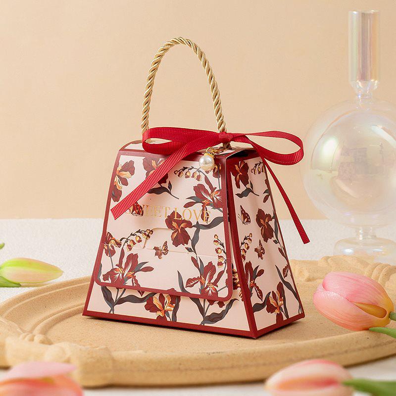 2024 Wedding Candy Gift Box: Elegant Handbag-Style Engagement Packaging