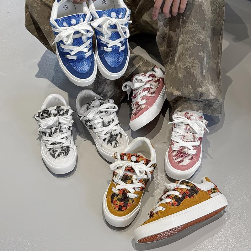 Four Season Couple Fashionable Casual Board Shoes Breathable Season Comfortable Sports Shoes Lightweight Fashionable Personality