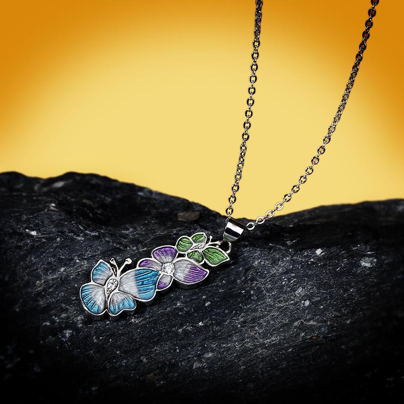 Creative Two Butterfly Lacquer Pendant with Long Enameled Leaf and Flower Necklace