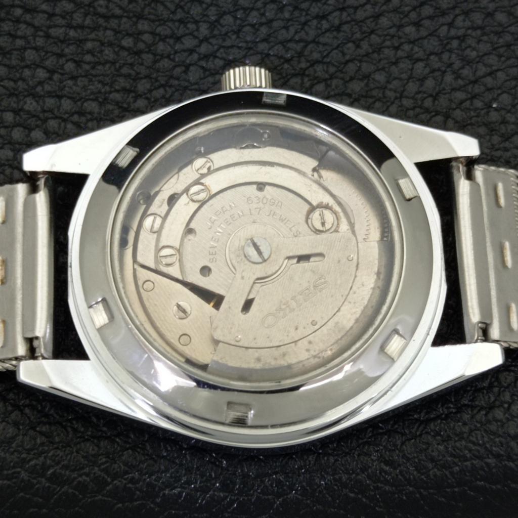 JAPAN VINTAGE SEIKO 5 AUTOMATIC REFURBISHED MENS GREEN DIAL WATCH a440336-4 Sk-a440336