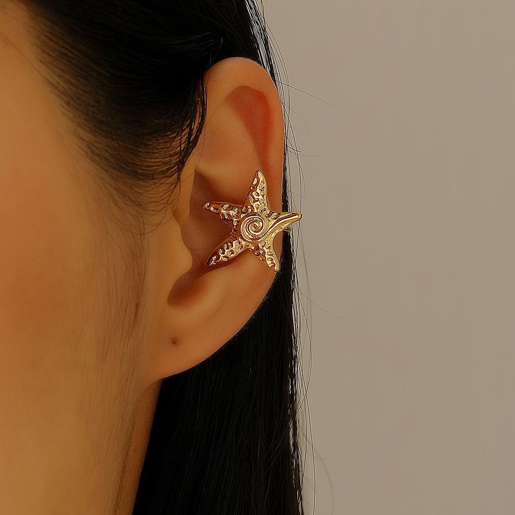 Simple Metal Flower Ear Clip for Women Vintage Geometric C-Shape Non Piercing Fake Cartilage Clip Earrings Wedding Jewelry Gift
