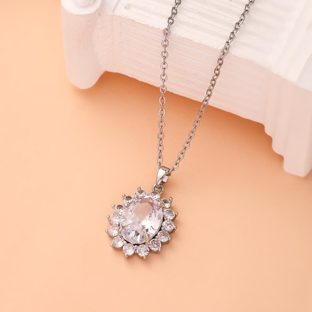Women's Luxury Titanium Steel Pendant Clavicle & Long Sweater Necklace - Niche Design