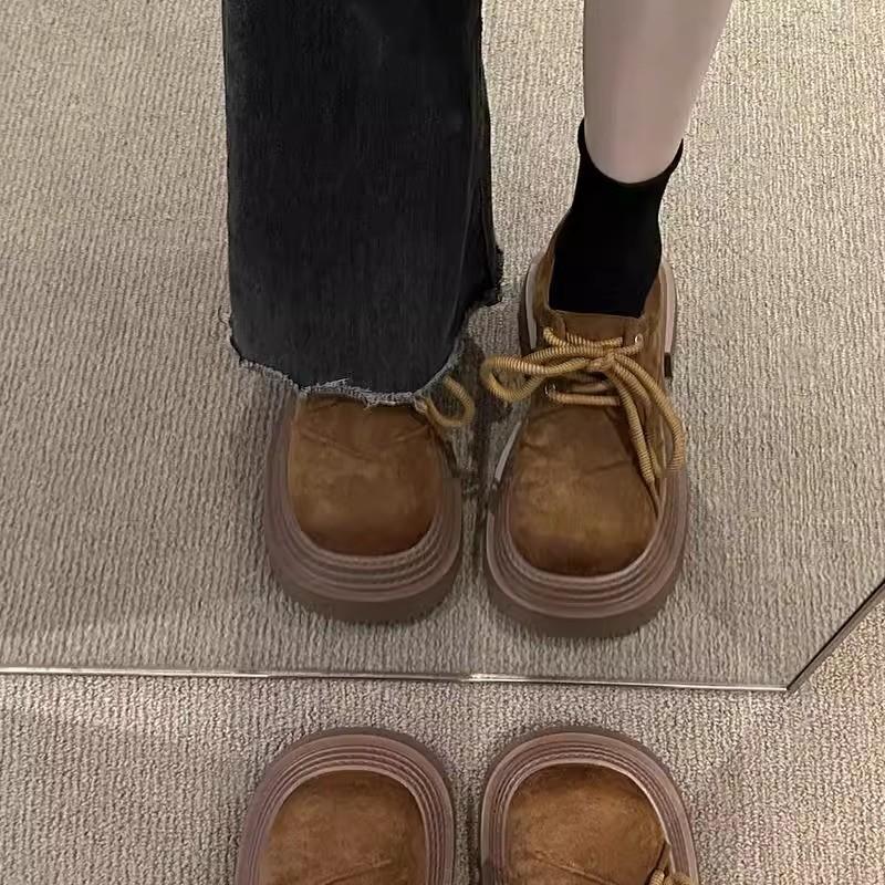 Thick soled lace up loafers for women in spring retro casual British style versatile big head casual small leather shoes