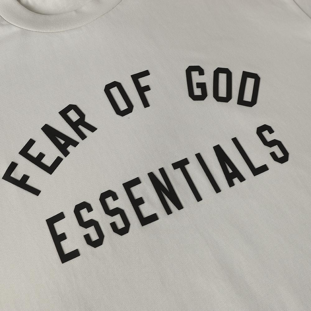 F132 FOG Essentials Bluza z okrągłym dekoltem i silikonowym logo z literami Casual Streetwear - Pulower Streetwear Unisex