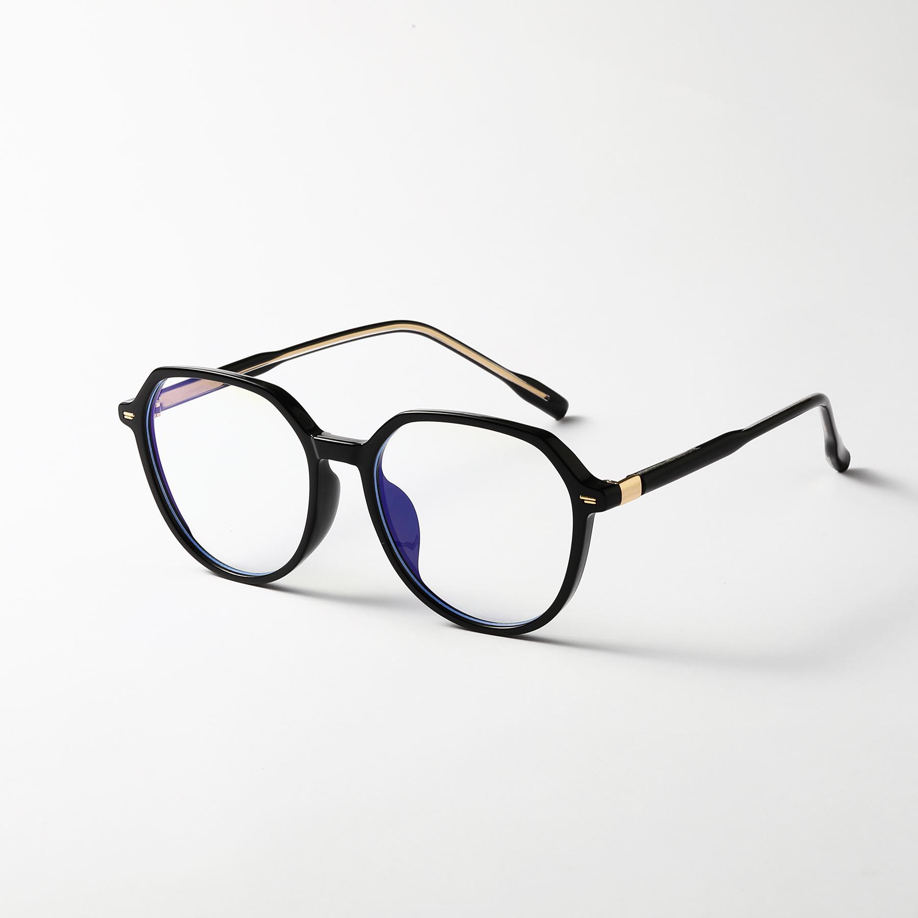 

Xunge Women s Transparent TR90 Large Frame Glasses - Myopia-Friendly and Fashionable