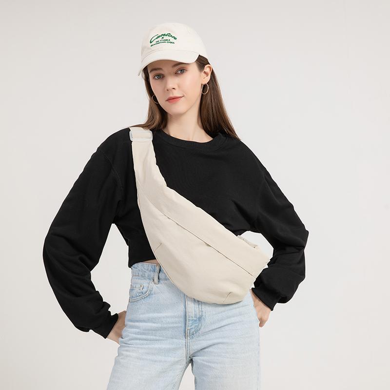 Göğüs Çantası Kadın Hafif Çapraz Askılı Çanta Çok Fonksiyonlu Omuz Çantası