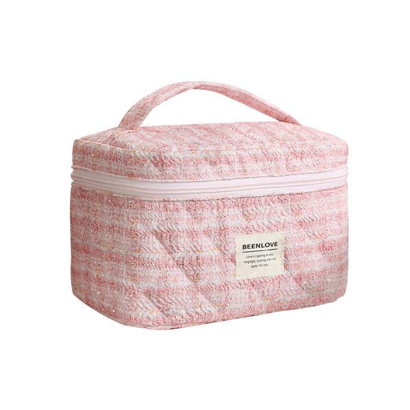 New Embroidery Dream Tiandi Cover Cosmetic Bag Travel Cosmetics Storage Bag Xiaoxiangfeng Cosmetic Bag Large Capacity Premium Sense