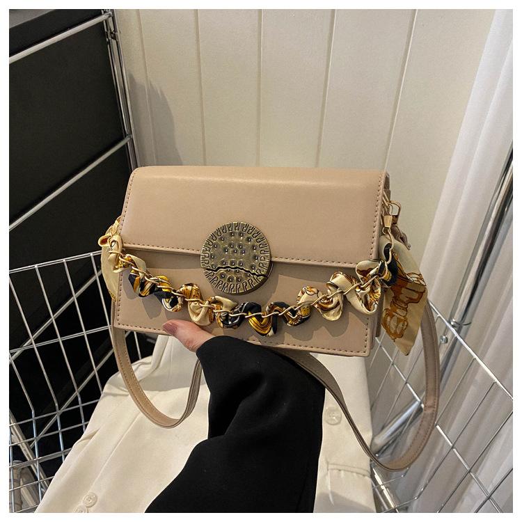 

Retro temperament 2024 texture personalized solid color bag trendy thick chain portable foreign style single shoulder oblique span small square bag хакі