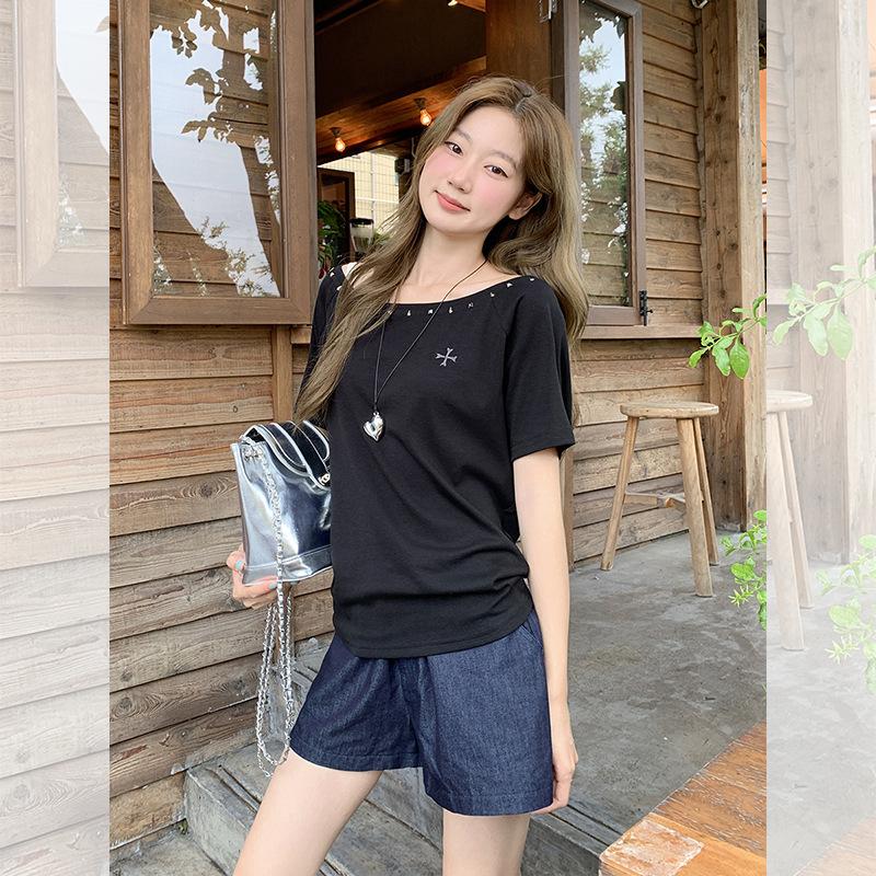 Korean Spice Girl Embroidery Willow Spike Slant Neck Short Sleeve T-Shirt Women's Summer Loose Versatile One-Word Off-Shoulder Small Top