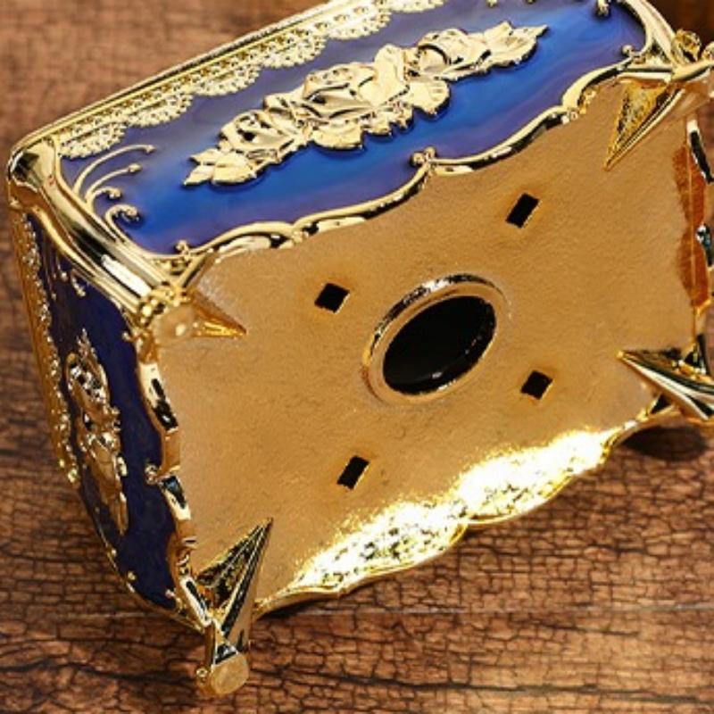 Facial Tissue Holder Embossed Rose Plastic Tissue Box Cover Tissue Dispenser for Living Room Home Household Kitchen Countertop