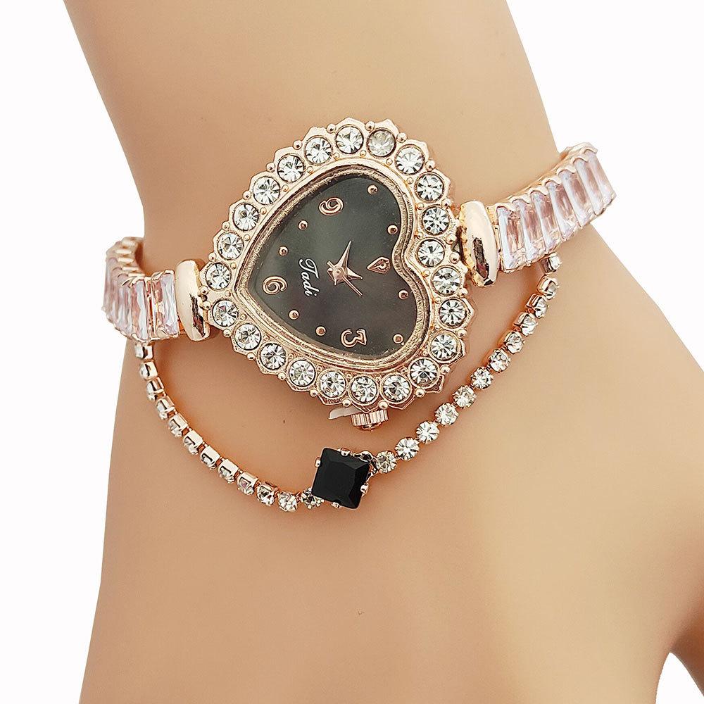 Montre à réglage automatique pour femme avec bracelet en strass et cadran en forme de cœur