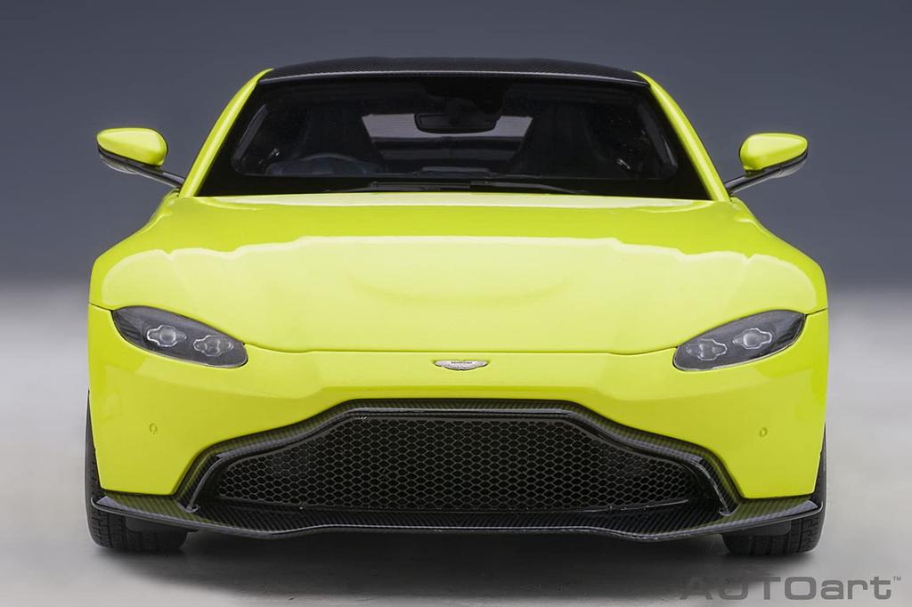 AUTOart Aston Martin Vantage 2019 Metallic Lime Black Roof Finished Model 70279 1/18 Green/Carbon