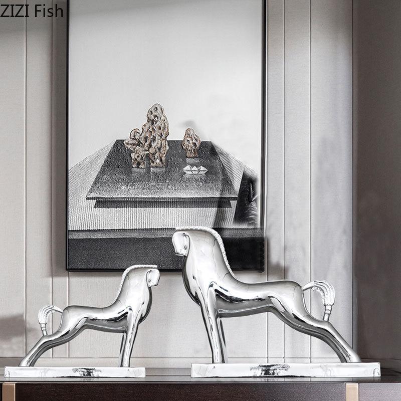 Golden/silver Horse Abstract Artwork Animal Statue Desk Decoration Ornaments Modern Horse Resin Sculpture Room Aesthetics Decor