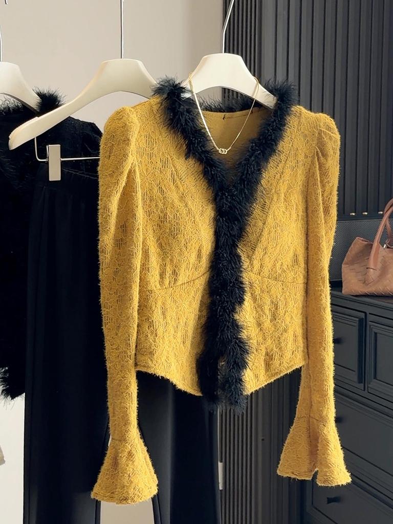 Women's Autumn/Winter French Flared Sleeve Lace Plush Shirt with Padded Bust, Velvet, Thickened, Waist-Cinched, Inner Layer Base Top