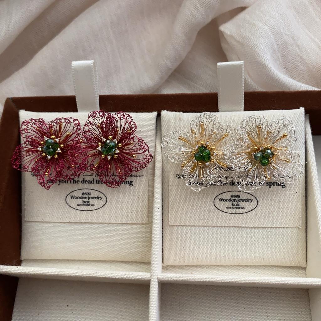 Simple And Sweet Handmade Art Flower Stud Earrings Temperament Elegant French Niche Design Exquisite Earrings Beautiful Earrings