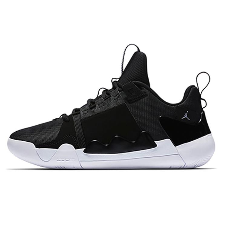 

Новые JORDAN Zoom Zero Gravity Pf Black AT4030-001 40.5
