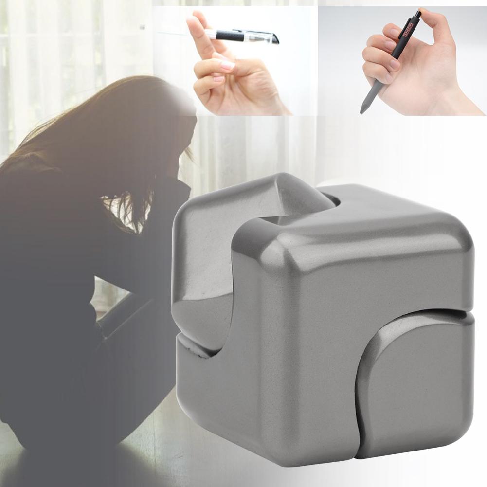 Bunter Würfel Handkreisel Fingerkreisel Dekompression Angstspielzeug(Grau)