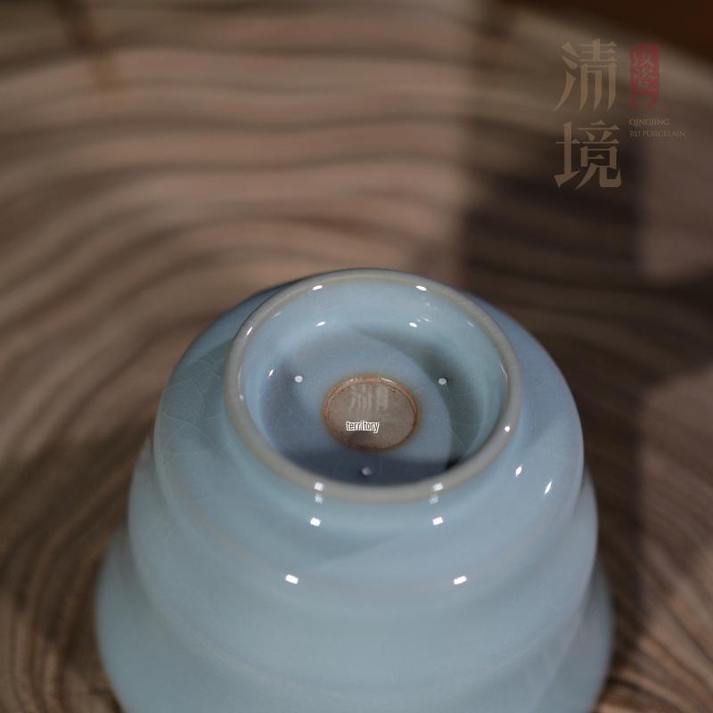 Handmade Ru Kiln Ceramics: Men's High-End Crazed Horseshoe Teacup