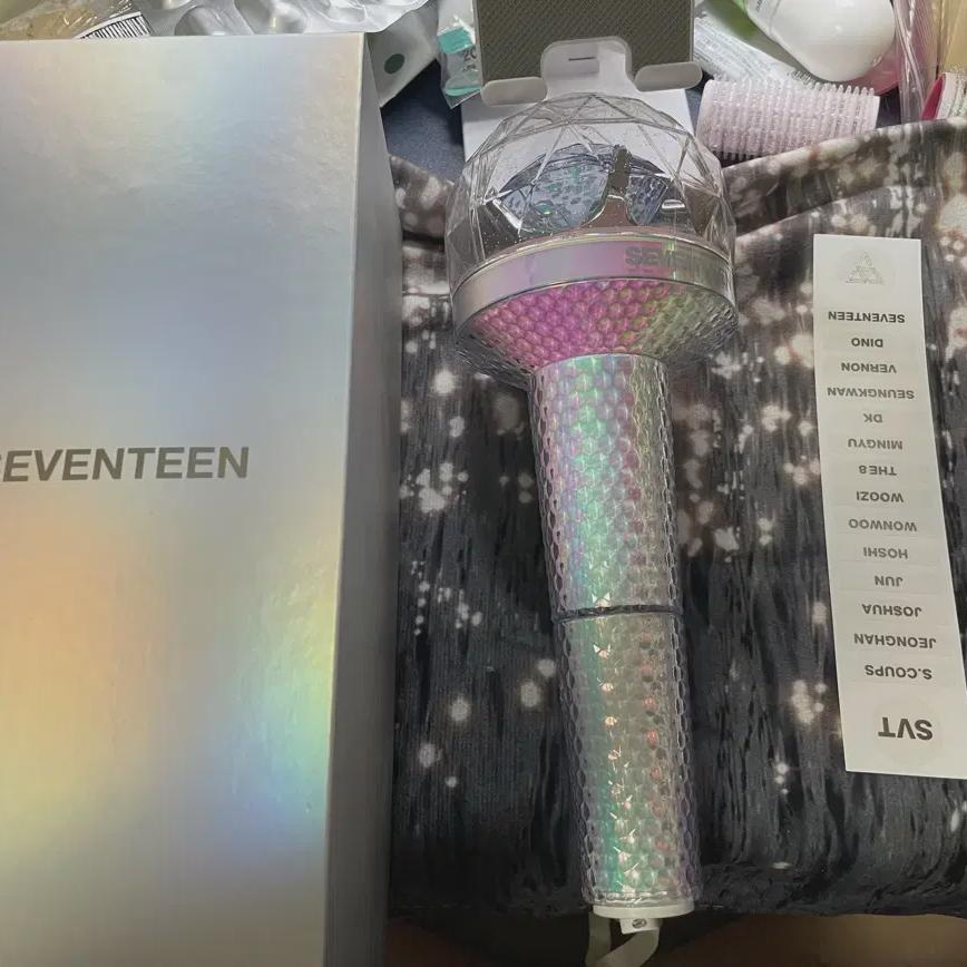 

We Sell Seventeen Lightstick Sticks, Neurite Sticks.