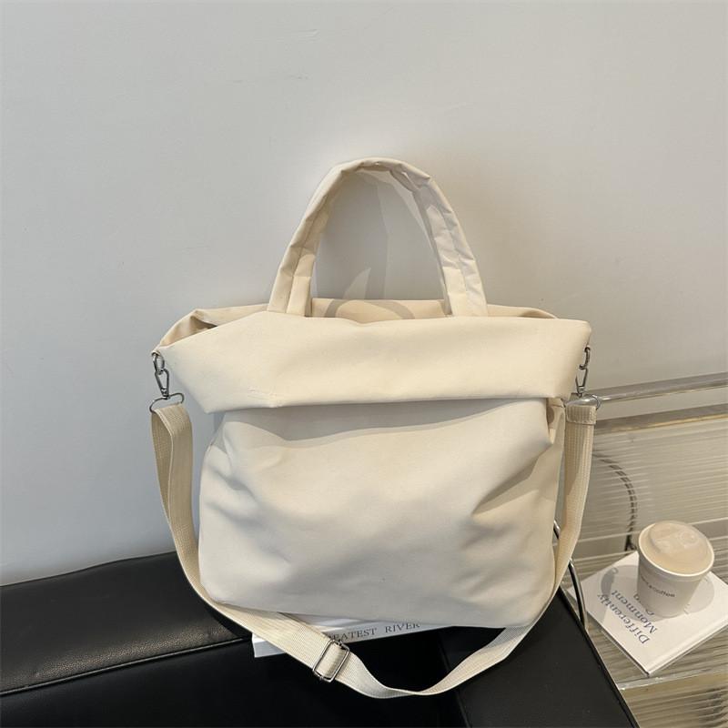 Stylish Large Capacity Tote Bag For Women Perfect For Fall 2024 Featuring Chic Colors And Casual Design