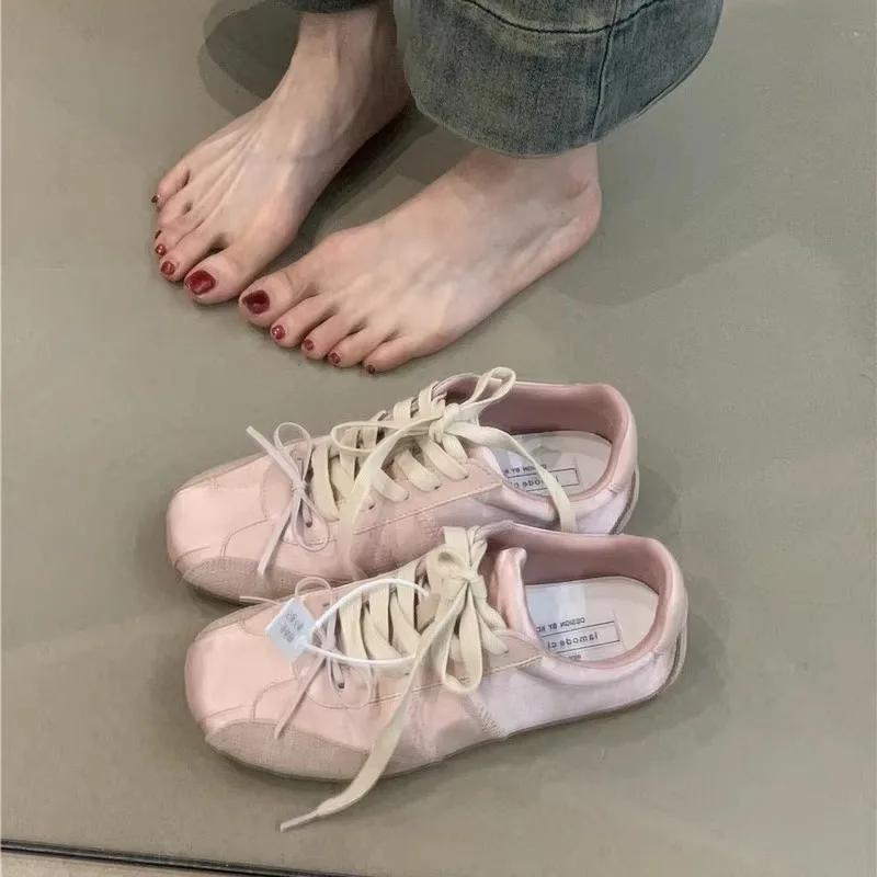 Mode Weiße Spitze Schleife Sportschuhe für Damen Frühling Herbst Neuer Stil Lässig Locker Sitzen Damenschuhe Bequem Atmungsaktiv