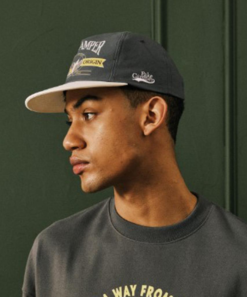 FAKE CAMPER Old Town Graphic Two-Tone Snapback [Navy]