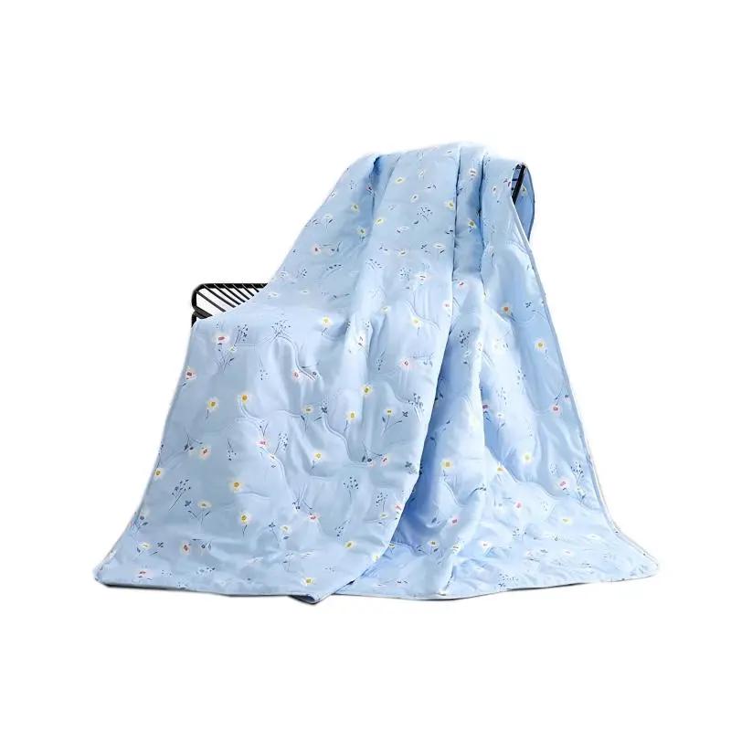 

Mengjie Luxury Soft Summer Quilt