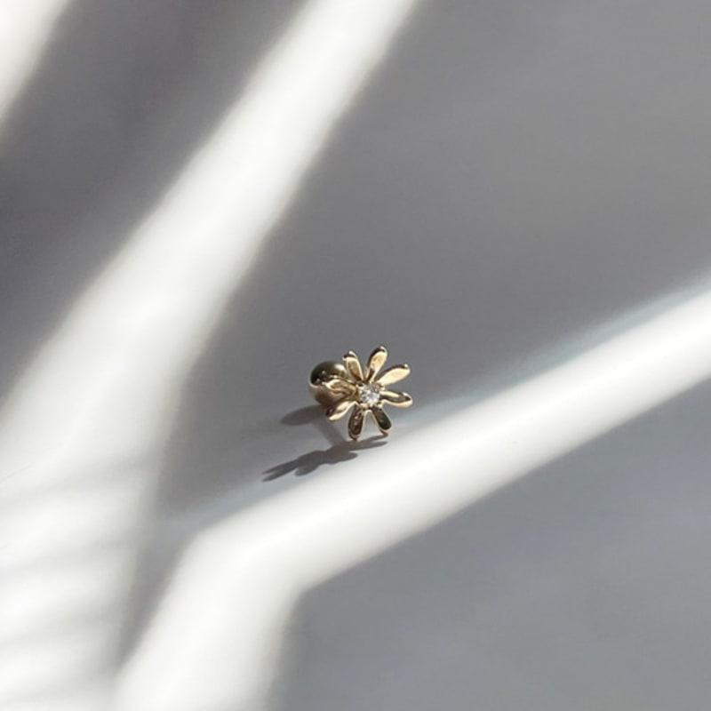MARQUEMENT 14k Daisy Piercing