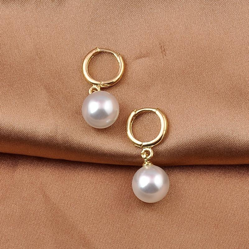 New Retro French Sweet Pearl Temperament Drop Earrings Fashion Black White Beads Senior Simplicity Women Hot Earrings Jewelry