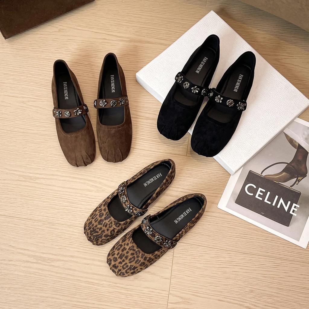 New Women Flat Shoes Leopard Print Suede Casual Boat Shoes Girl Slip-on Loafers