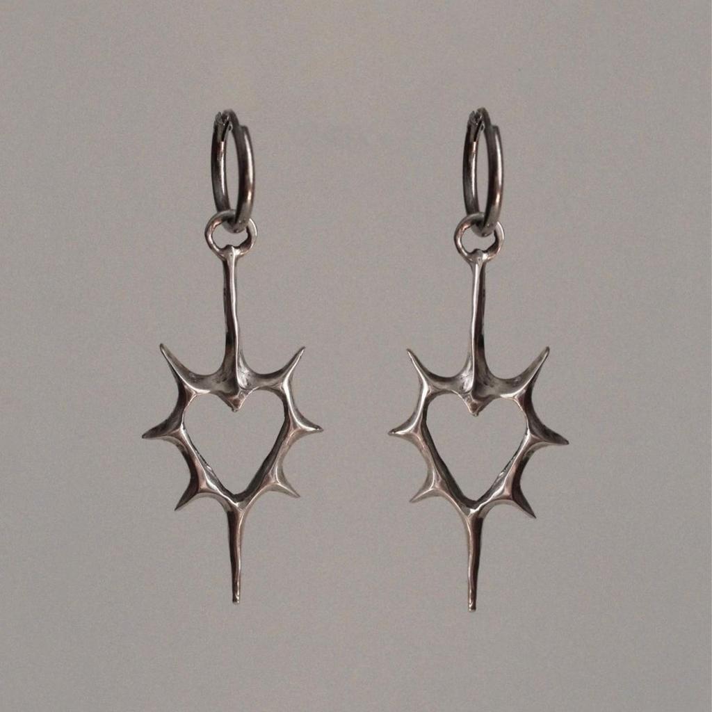 Y2K Punk Hollow Thorn Love Heart Pendant Earrings for Women Vintage Unusual Stainless Steel Ear Buckle Zircon Party Accessories