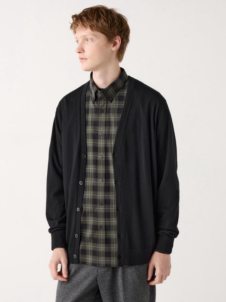 Uniqlo Japan Extra Feiner Merino V-Ausschnitt Cardigan Langarm