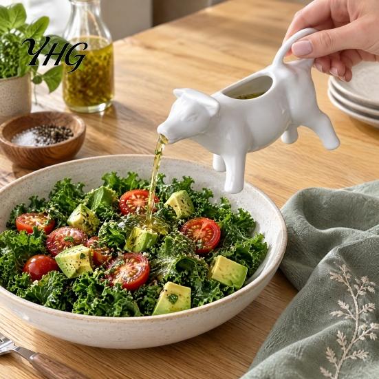 Holiday Table Accessory Ceramic Cow Shaped Sauce Pitcher with Handle, 50ml Cute Creamer Milk Decorative Food Server Jug Gravy Boat for Kitchen Dining