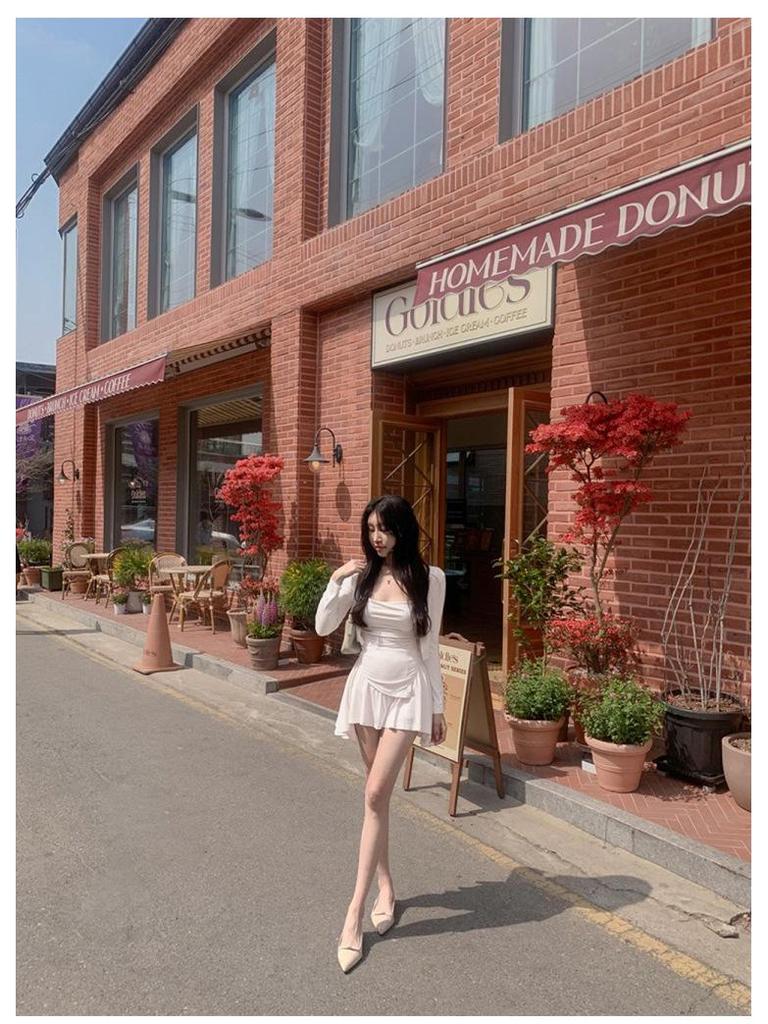 Korean Dongdaemun Slimming Sexy Style Camisole Cardigan & Skirt Set