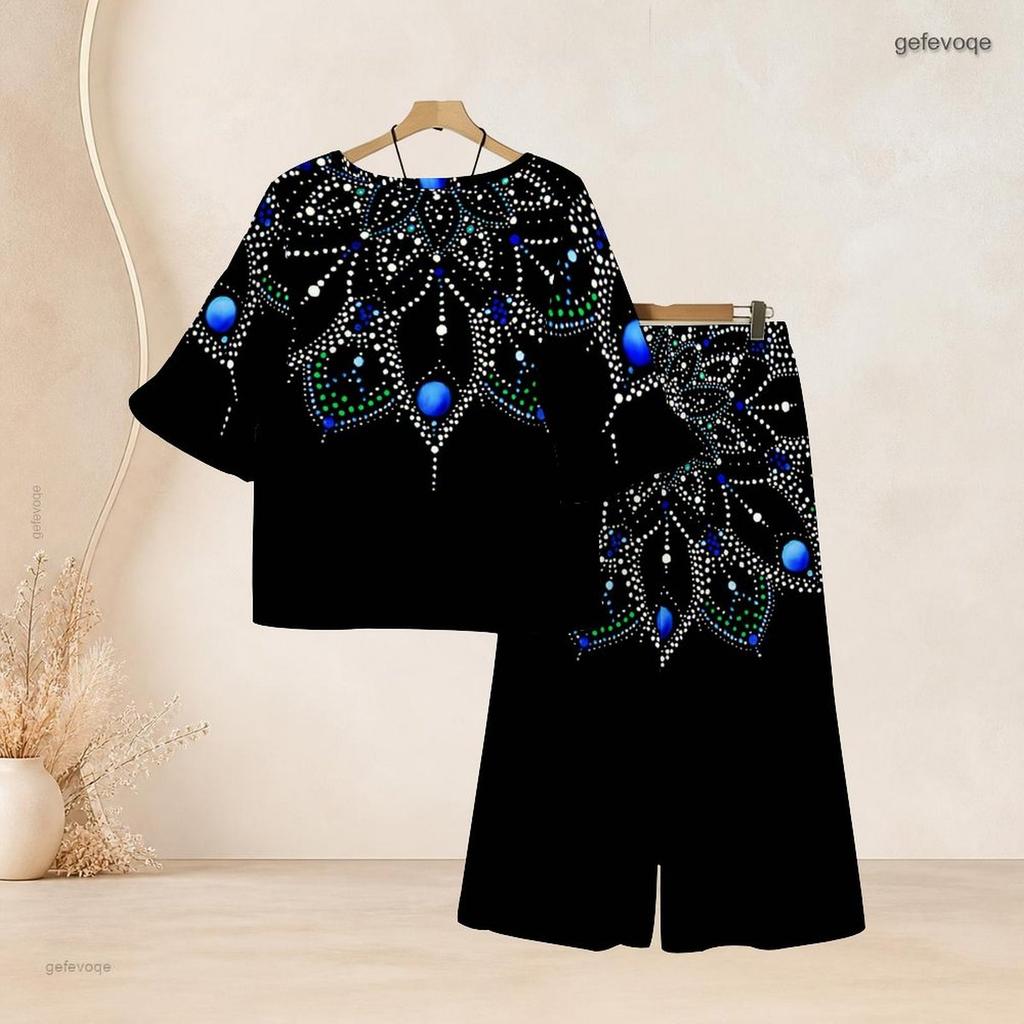 Women Plus Size Two Piece Set Round Neck Flared Half Sleeve Printed Black Top Long Skirt