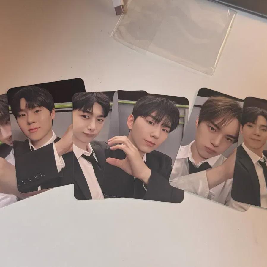 

Monsta X Concert Maccon Monbebe Photocard