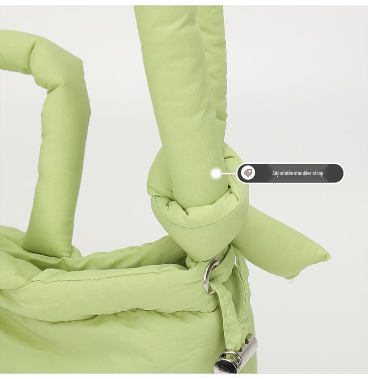 Geantă Crossbody Trendy de Nișă din Puf - Ușoară, Versatilă, Geantă de Mână de Umăr Monocromă pentru Ținută Casual