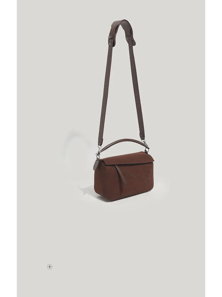 2025 Spring/Summer Women's Mini Geometric Soft Leather Pillow Shoulder Bag - Spliced Diamond Design