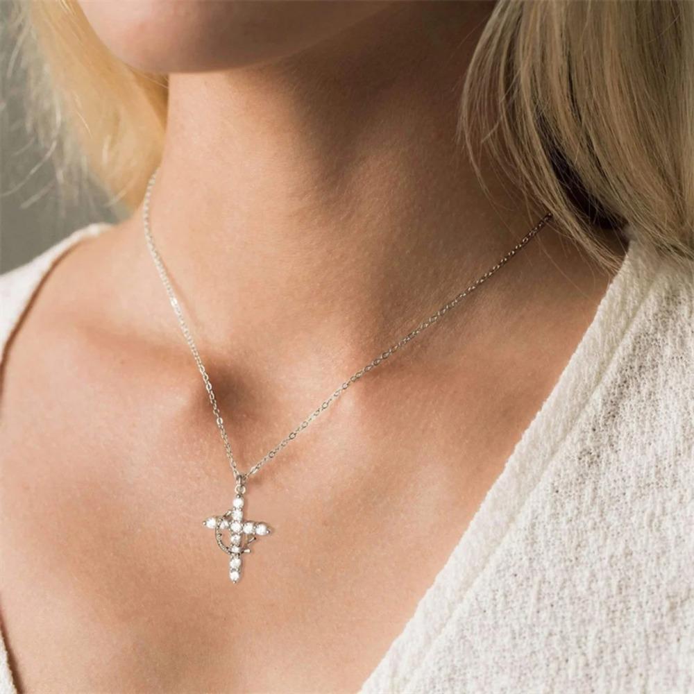 Rotatable Crown Zircon Cross Pendant Necklace Light Luxury Shiny Cross Stainless Steel Chain Choker For Women Men Prayer Jewelry
