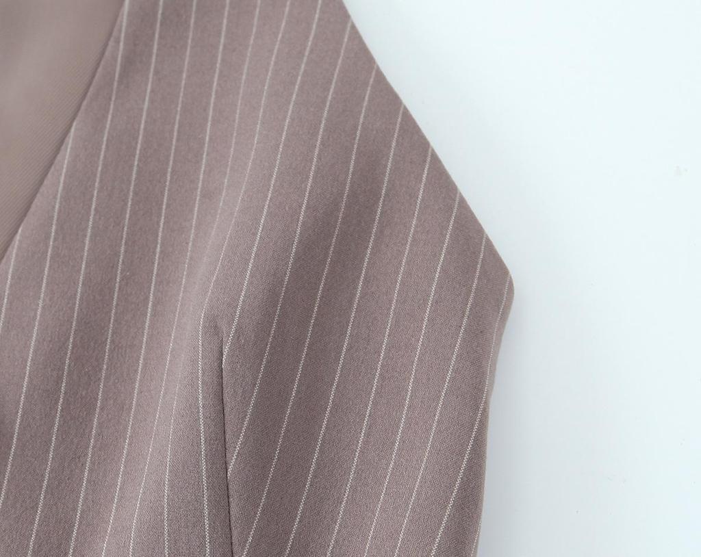 2025 Spring Women's Slim V-Neck Sleeveless Jumpsuit with Double Waistband