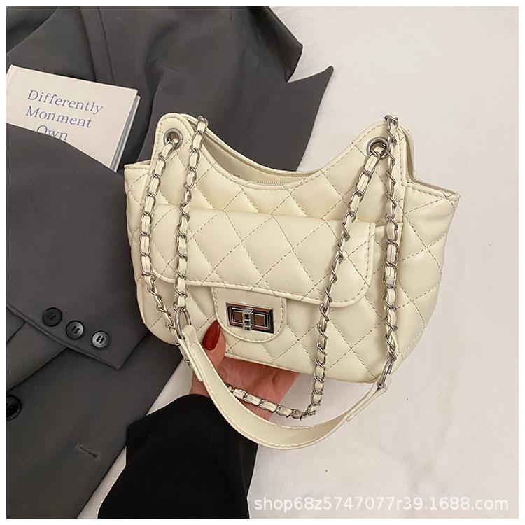 Small bag women's design sense niche 2025 new trendy fashion shoulder messenger bag summer versatile diamond chain bag