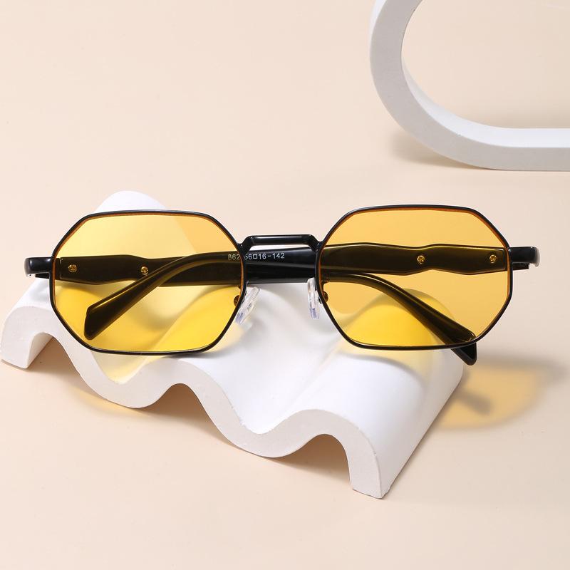 Polygon Shape Sun Glasses For Women Stylish Trendy Anti-reflective Sun Glass for For Men European American Sun Glasses for Woman