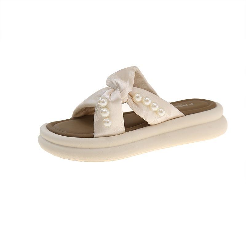 2025 summer new outer wear pearl national style flat bottom new Chinese women's beach shoes thick sole comfortable cool slippers