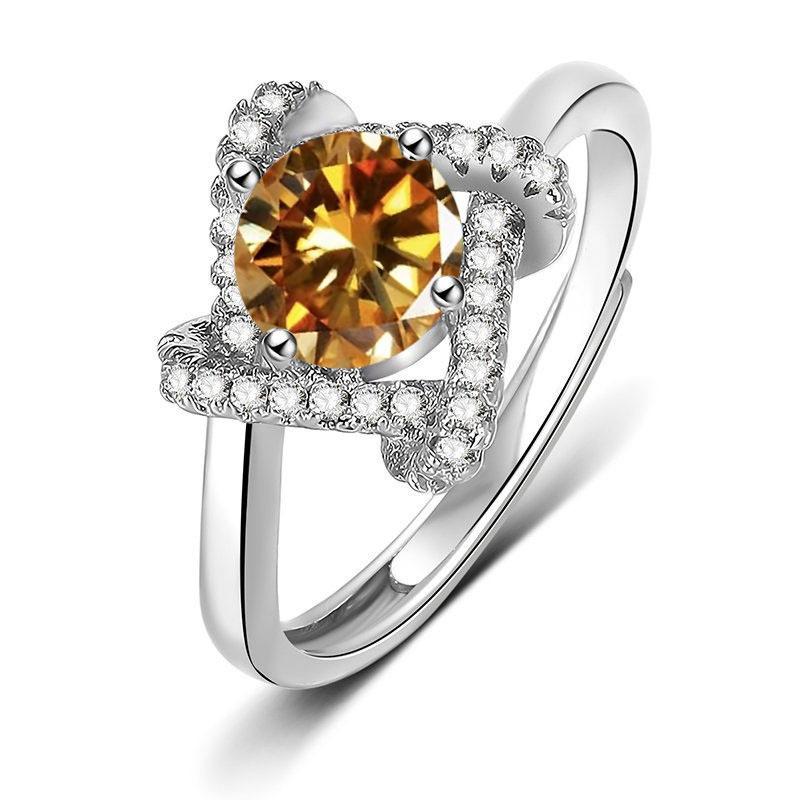 Twisted Four Leaf Clover Design 1 Carat Simulated Moissanite Ring For Women Lucky Daily Wear Engagement Fashion Jewelry
