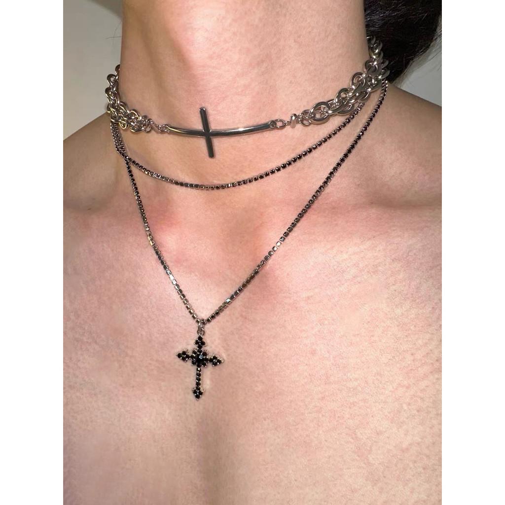 Unordered Pearl Cross Necklace With Handcrafted Alloy Chain For Unisex Fashion Accessory