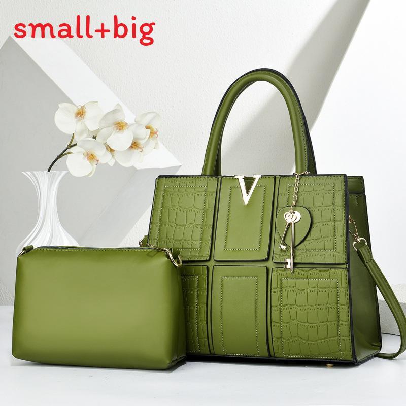 Pu Crocodile Textured Shoulder Bag With Splicing Design For Daily Use Women